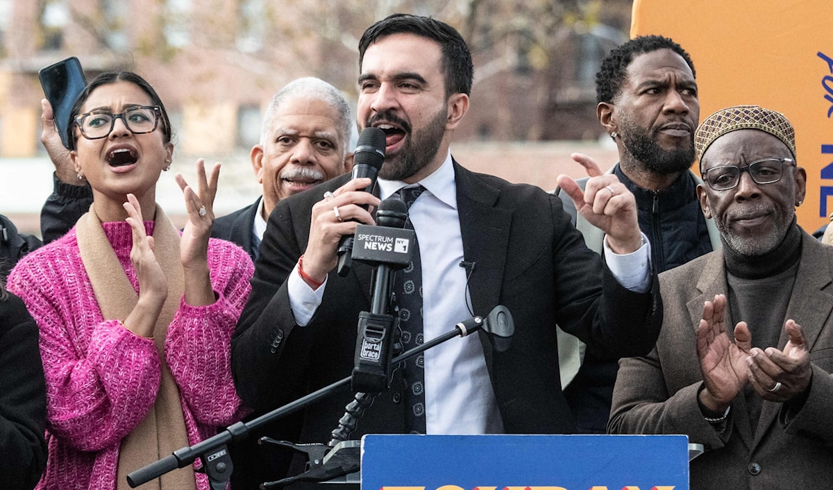 يمكن فهم «الهجمة» على ممداني من خلال استعراض أبرز الوعود التي أطلقها أثناء حملته الانتخابية (أ ف ب)