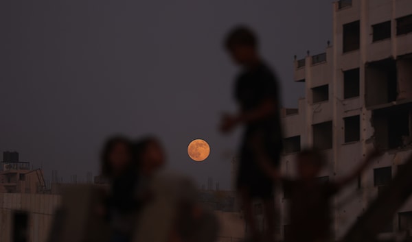 «الاحتلال الإسرائيلي استخدم معظم أنواع الأسلحة والذخائر المتوافرة عالمياً» (أ ف ب)