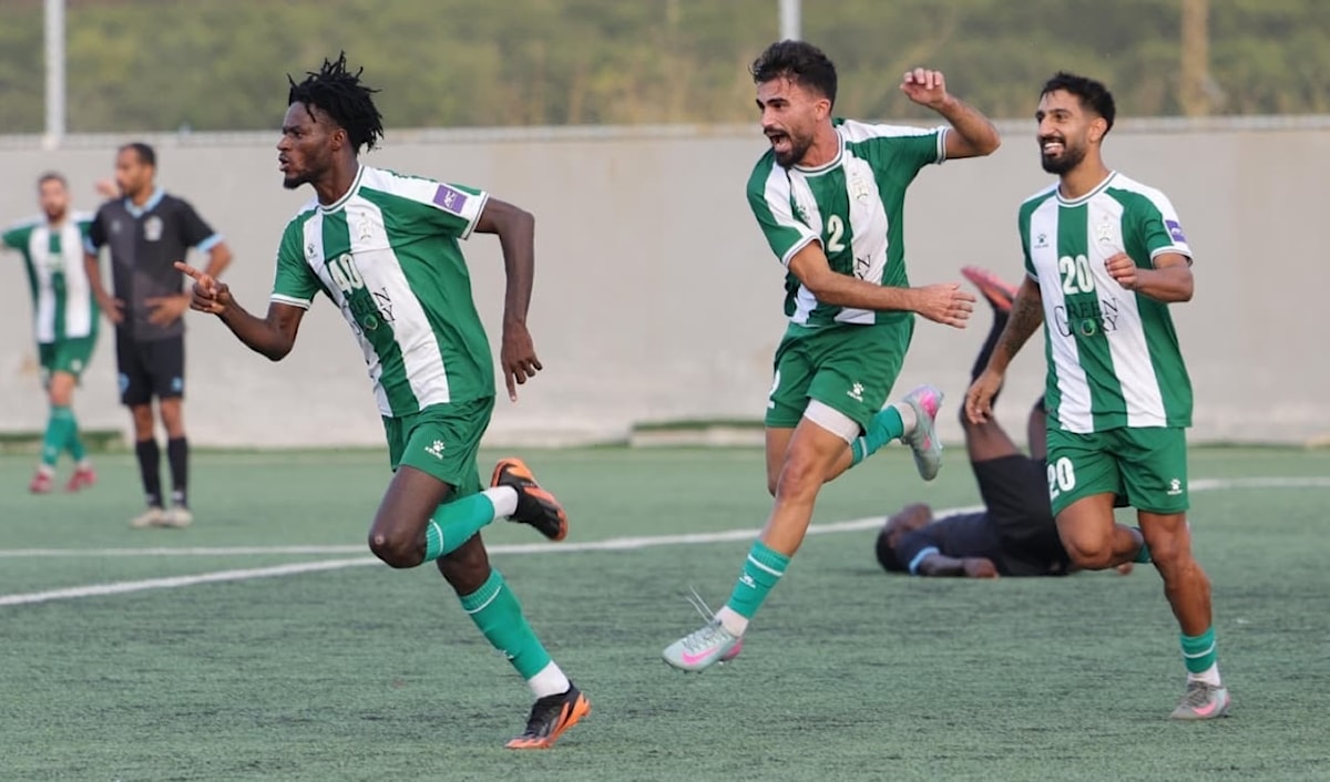 أقيمت مباراة العباسية والأنصار في الجنوب رغم كل ما حدث عشية اللقاء من اعتداءات صهيونية (طلال سلمان)