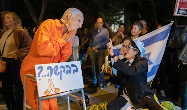 طلب نتنياهو العفو هو محطة فارقة، سيتحدّد مِن بَعدها ليس  مصير نتنياهو وحده، بل ملامح النظام السياسي الإسرائيلي برمّته (أ ف ب)