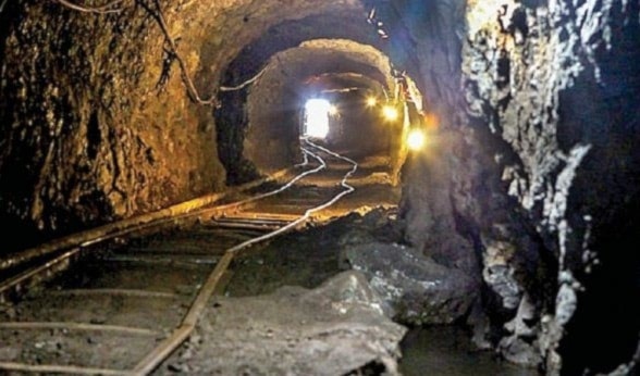 تضم إيران 15 منجماً للذهب أكبرها منجم زارشوران شمال غرب البلاد (من الويب)