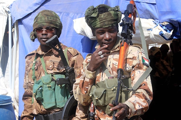 يواصل الجيش عملياته في ولايات شمال كردفان وغربها وجنوبها (أ ف ب)