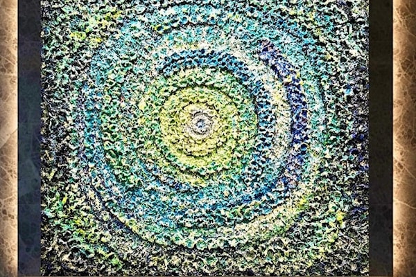 راوية غندور: ما وراء اللوحة