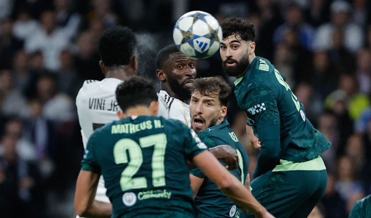 سقطَ النادي الملكي أمام ضيفه مانشستر سيتي 1-2 الأربعاء في الجولة السادسة من دوري أبطال أوروبا.