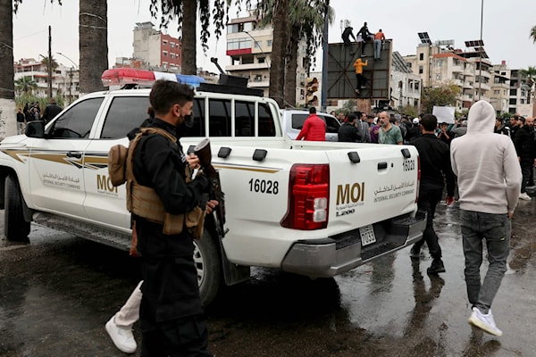 يشكّل إضراب الساحل، بحسب منظّميه، «محاولة لإعادة إدراج العلويين كطرف فاعل في النقاش السياسي» (أ ف ب)