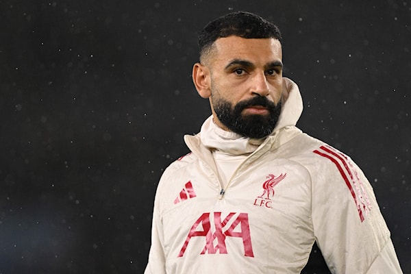 محادثات مرتقبة بين سلوت وصلاح