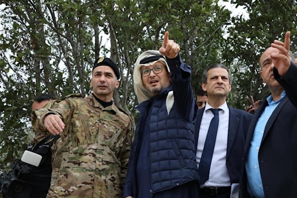 السفير السعودي خلال الجولة الدبلوماسية في جنوب الليطاني (الأخبار)