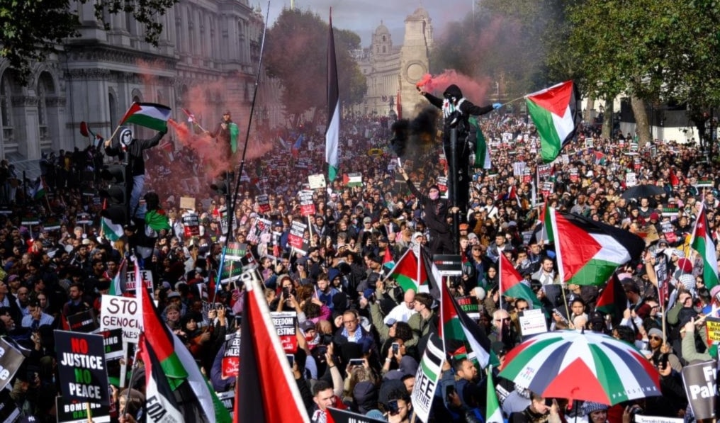 يأتي ذلك في أعقاب الهجوم الذي استهدف يهوداً على شاطئ بونداي في أستراليا (من الويب)