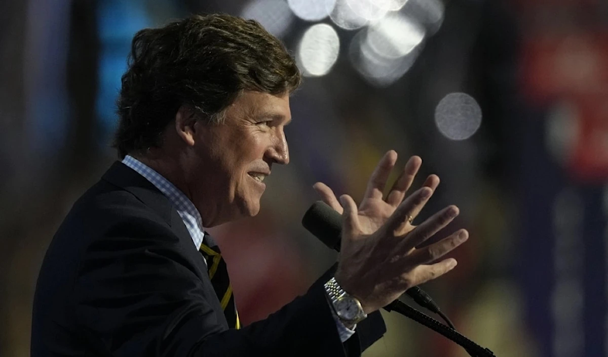 تبرز داخل «ماغا» سرديات مناهضة لتلك التي يتبنّاها مناصرو التيار اليميني الديني التقليدي (من الويب)