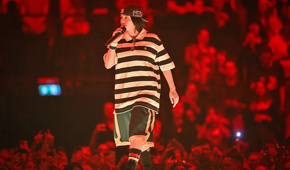 بيلي إيليش أيقونة جيل Z: نجمة في سماء الضمير الإنساني