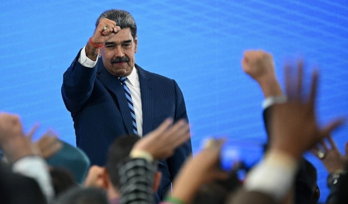 وصف مادورو احتجاز الولايات المتحدة ناقلات النفط الفنزويلية بأنه قرصنة. (أ ف ب)