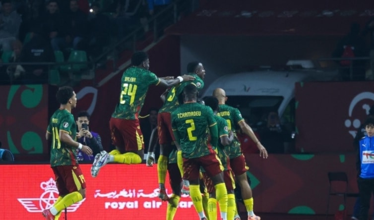 حققَ المنتخب الكاميروني فوزاً صعباً أمام نظيره المنتخب الغابوني 1-0.