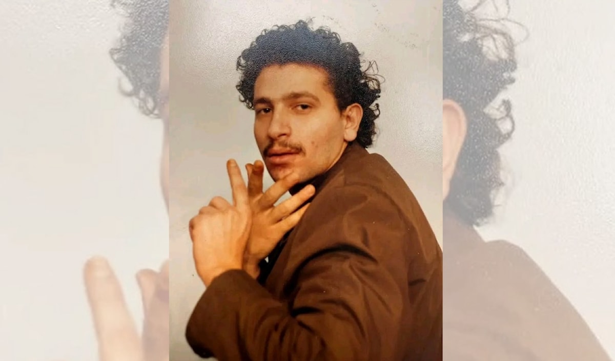 فادي ابو خليل بعدسة الشاعر جوزيف عيساوي