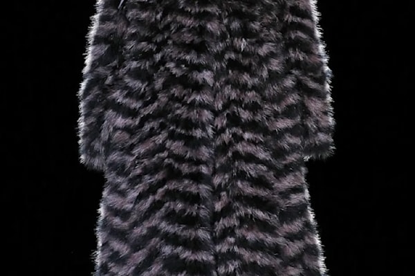 من عرض «مارك جيكوبز»