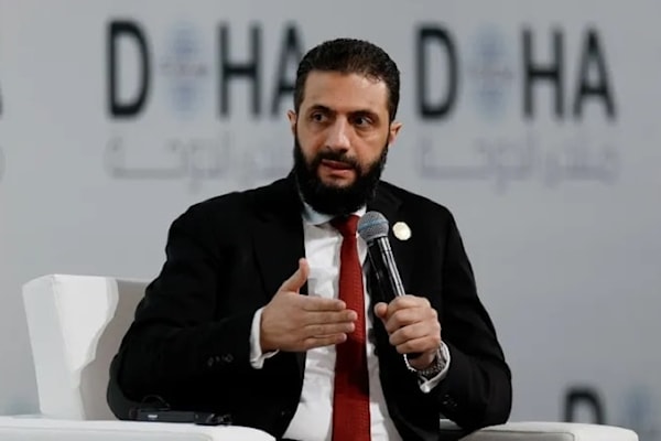 الرئيس السوري الانتقالي أحمد الشرع في مؤتمر الدوحة (من الويب)