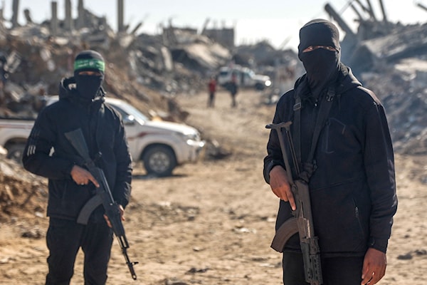 أعلنت وزارة الداخلية في غزة مهلة عشرة أيام، فتحت فيها «باب التوبة للعملاء» (أ ف ب)