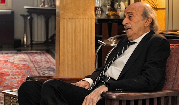 شدّد جنبلاط على أن «الجيش اللبناني يريد مساعدات» (أ ف ب)