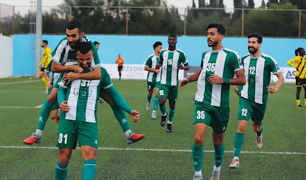 ألحق الأنصار هزيمة ثقيلة بالعهد بخماسية مستحقة (طلال سلمان)