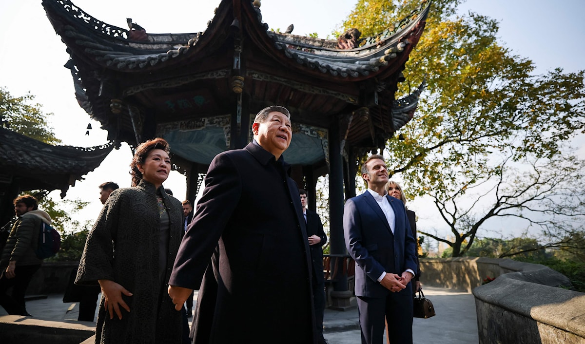 ساكن الإليزيه لم ينجح في انتزاع تنازلات في الموقف الصيني من الحرب الأوكرانية (أ ف ب)