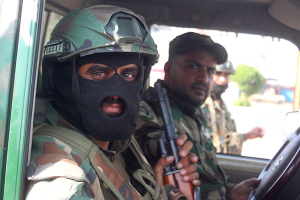 قوات "الانتقالي" في عدن (أ ف ب)