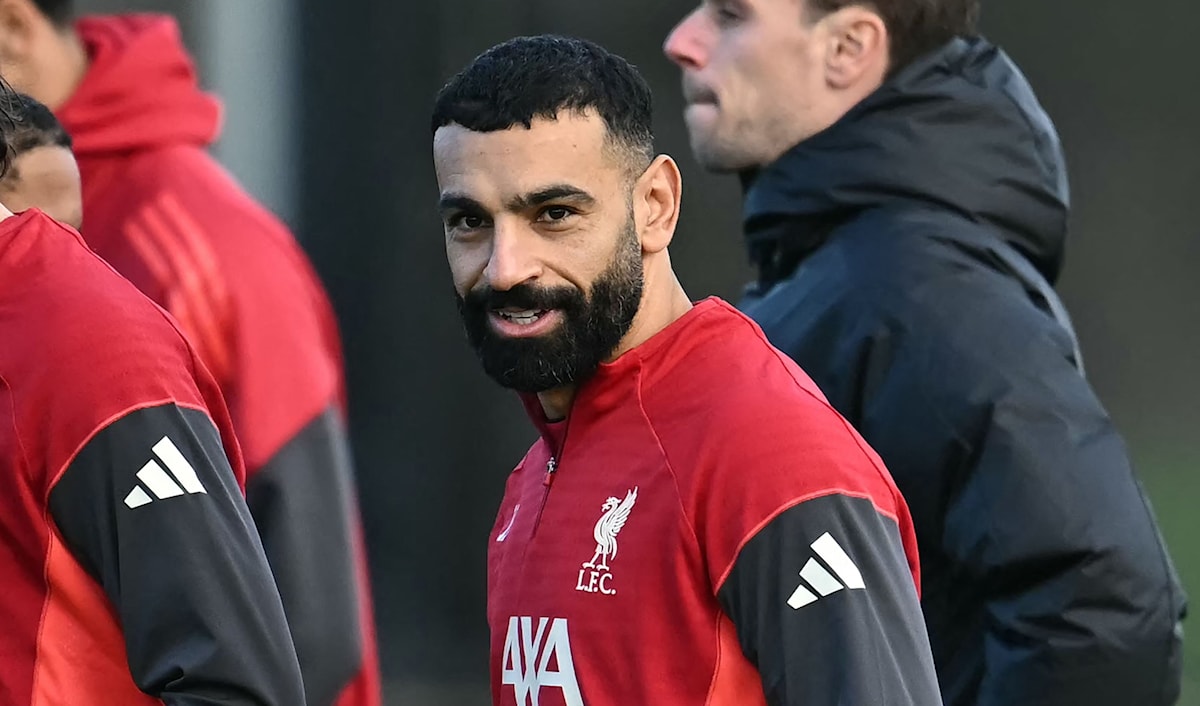 تفاقمت أزمة صلاح مع إعلان استبعاده عن قائمة لاعبي ليفربول لمواجهة إنتر ميلانو في دوري الأبطال.