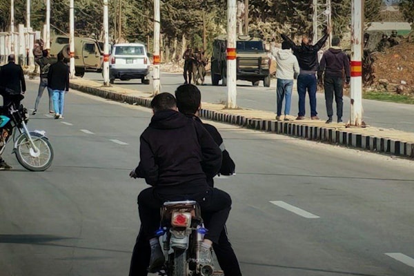 إصابة 3 مدنيين بنيران قوات الاحتلال الإسرائيلية (من الويب)