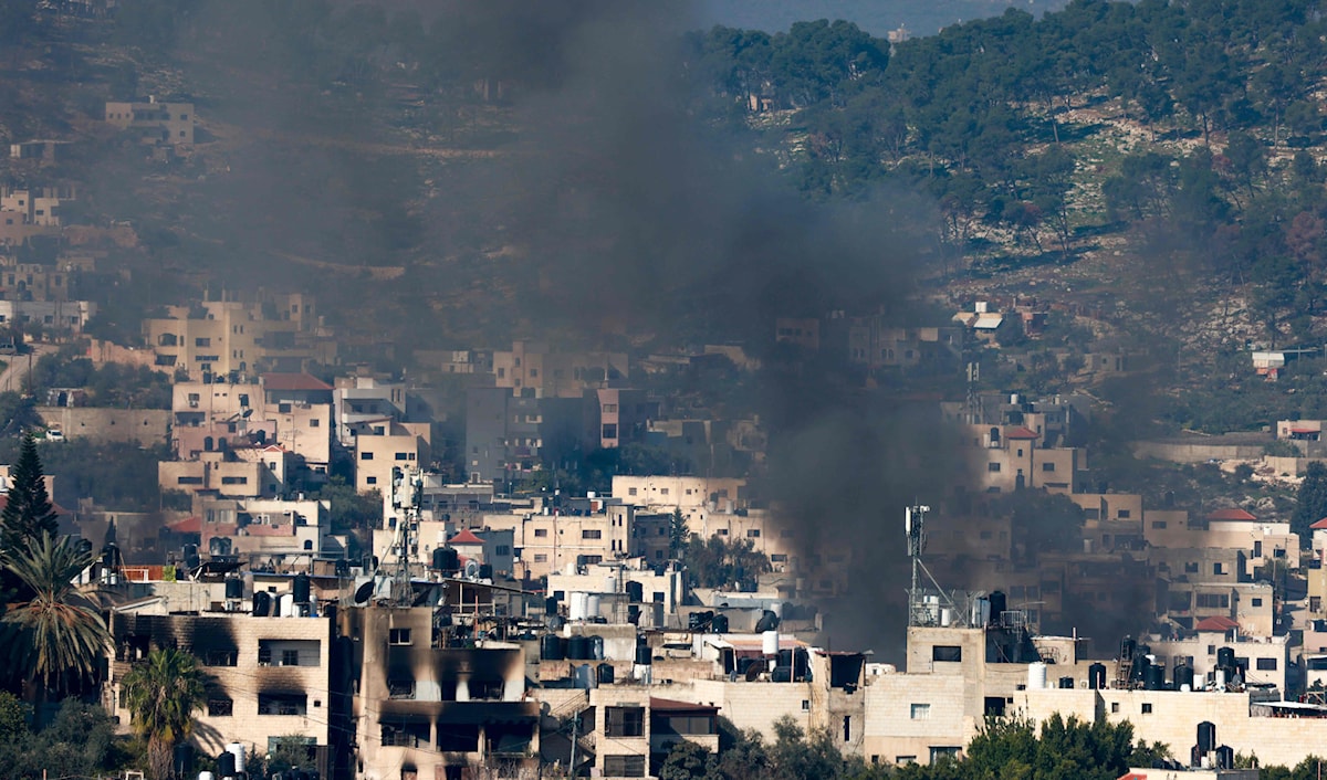 طائرات العدو الإسرائيلي تقصف مخيم جنين في الضفة الغربية المحتلة (أ ف ب)