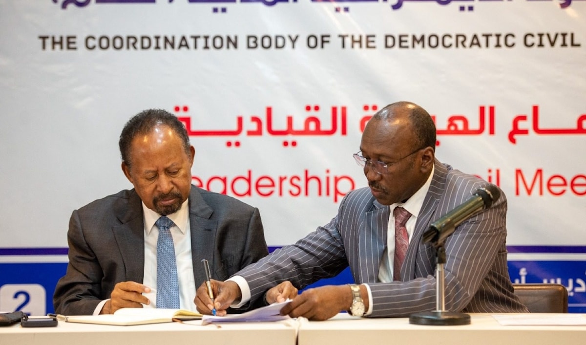 انقسم أكبر تحالف سياسي مدني في السودان إلى فصيلين (من الويب)