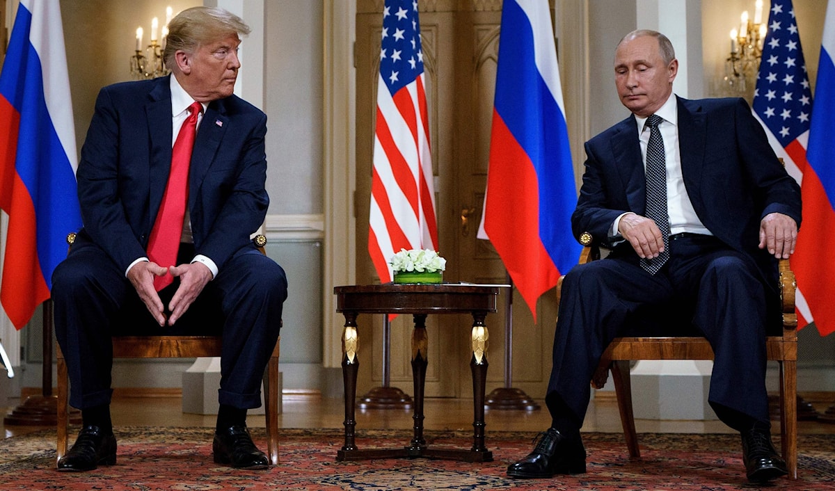 ترامب وبوتين خلال لقائهما في هلسنكي في عام 2018 (أ ف ب)