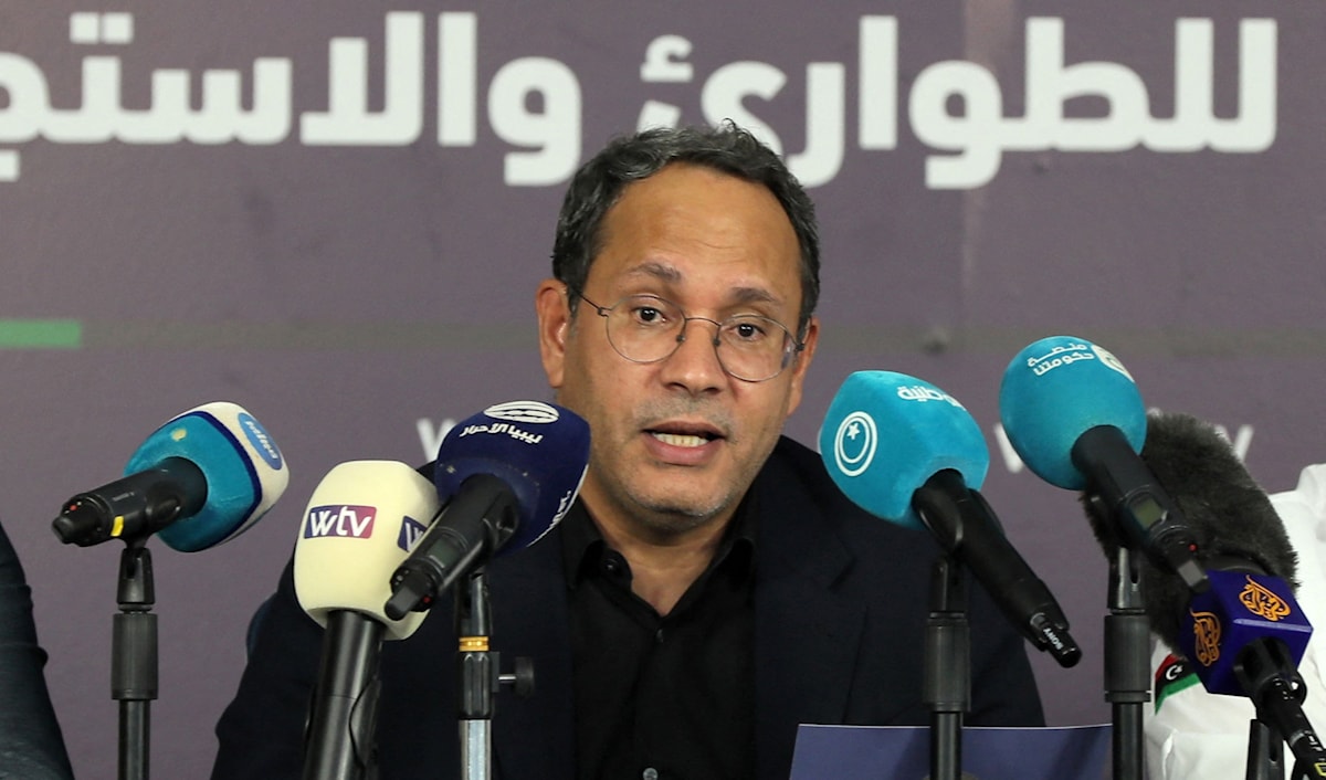 وزير الدولة لشؤون مجلس الوزراء في حكومة الوحدة الوطنية الليبية عادل جمعة (أ ف ب)