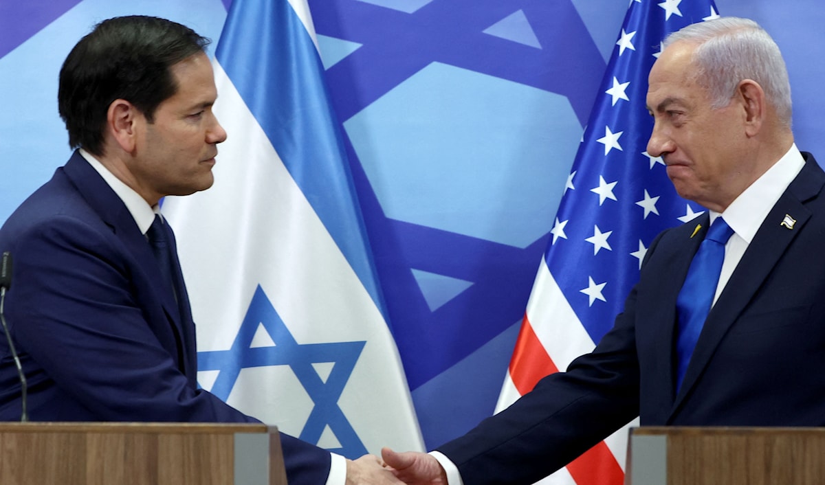 رئيس الوزراء الإسرائيلي بينامين نتنياهو ووزير الخارجية الأميركي ماركو روبيو (أ ف ب)