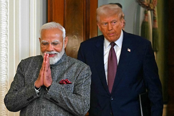 استبق مودي لقاءه بترامب، بسلسلة قرارات كان من ضمنها الكشف عن نية الحكومة الهندية خفض الرسوم الجمركية على الواردات الأميركية (أ ف ب)