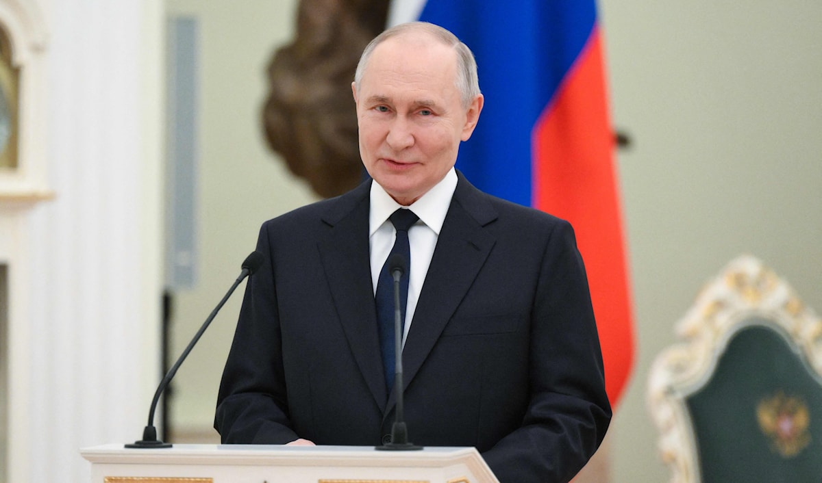 قال بوتين إنه أُبلِغ بمضمون محادثات الرياض وينظر إليها بـ«إيجابية» (أ ف ب)