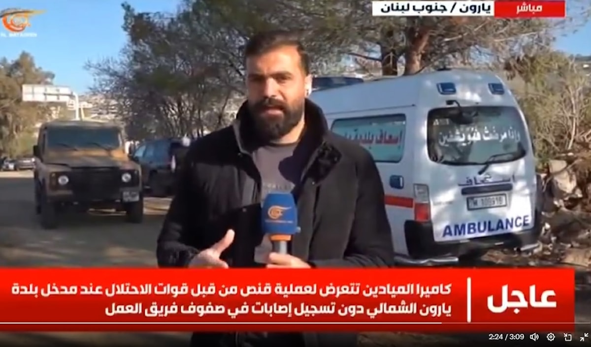 كشف المراسل حسين السيد أنّ العدو اطلق رصاصه باتجاه الكاميرا التي ثبتت في بلدة يارون