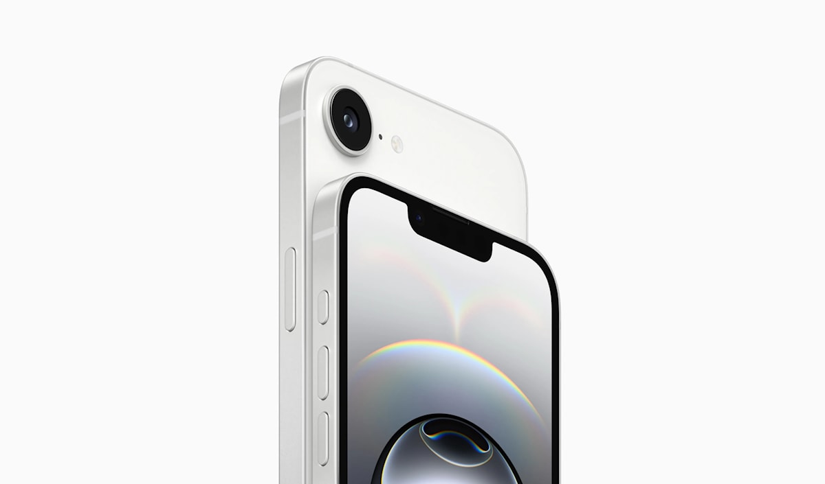 أُطلق الهاتف في ظل تراجع مبيعات «آيفون» في بعض الأسواق