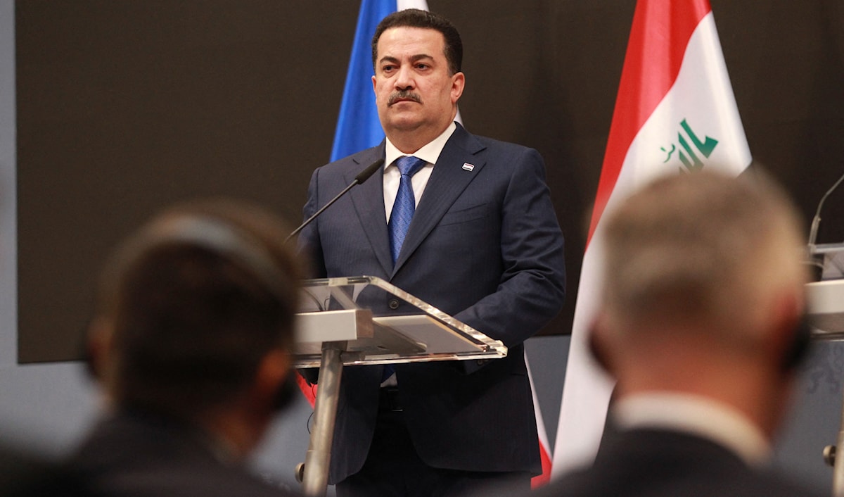 الإطار التنسيقي» ينتظر قرار الصدر بشأن العودة  إلى الحياة السياسية لنسج تحالفاته الانتخابية»  (أ ف ب)