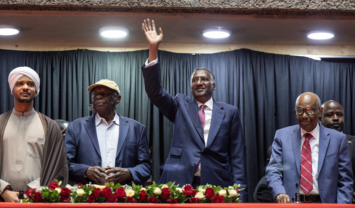 أعربت الخارجية السودانية عن أسفها لاستضافة كينيا للاجتماع الذي يهدف إلى «إقامة حكومة موازية» (أ ف ب)