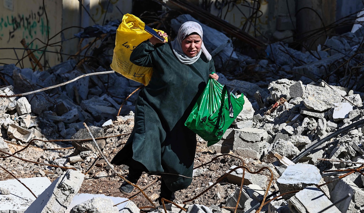 من شأن عمليات الهدم هذه أن تفاقم المعاناة في محافظة طولكرم الصغيرة نسبيًّا (أ ف ب)