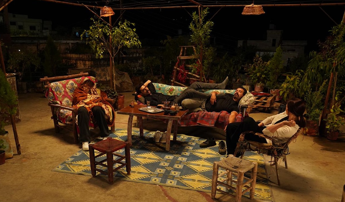 من مسلسل «نسمات أيلول»