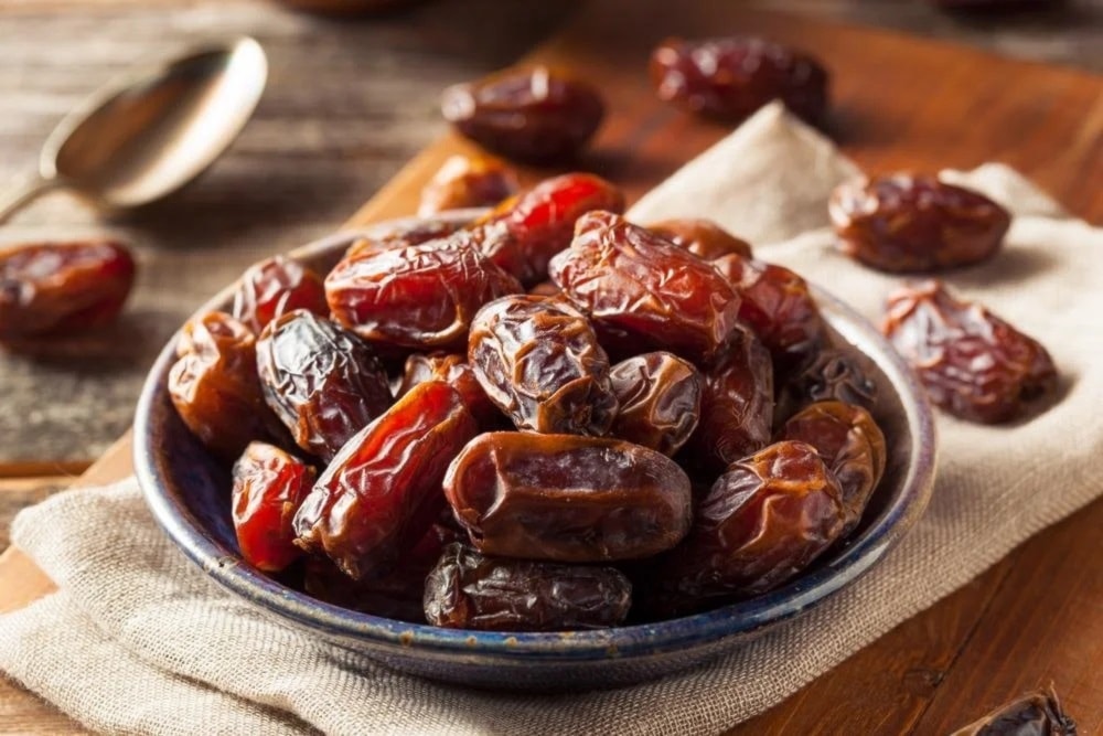 - يعد التمر من الأطعمة المفيدة لصحة القلب.