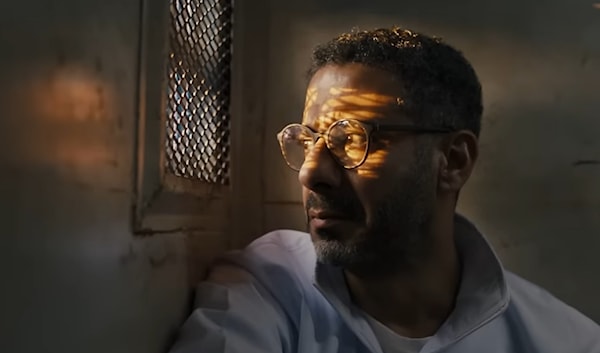 القمار الإلكتروني ومراهنات مباريات كرة القدم مواضيع يطرحها مسلسل «منتهي الصلاحية»