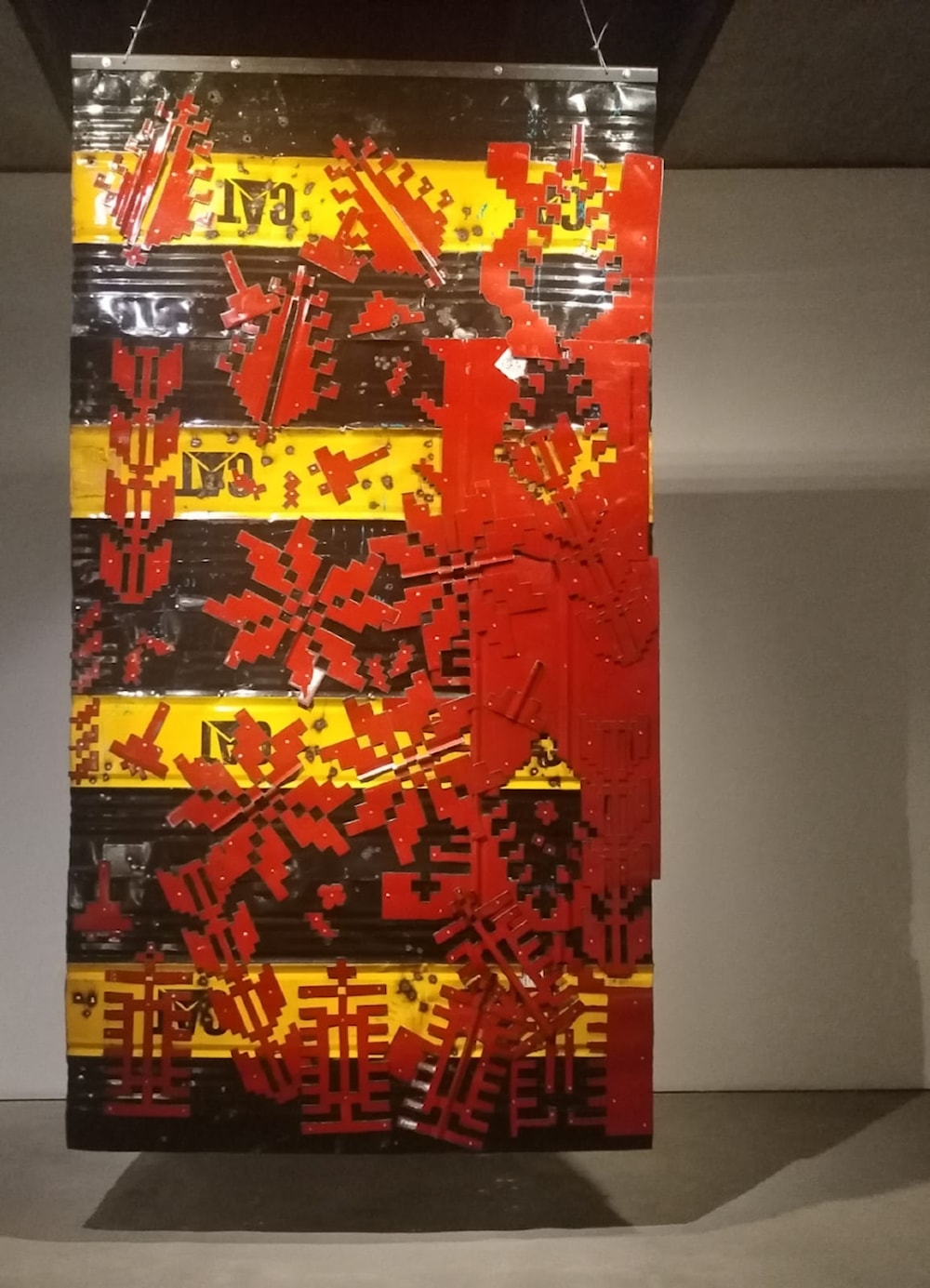 (من المعرض)