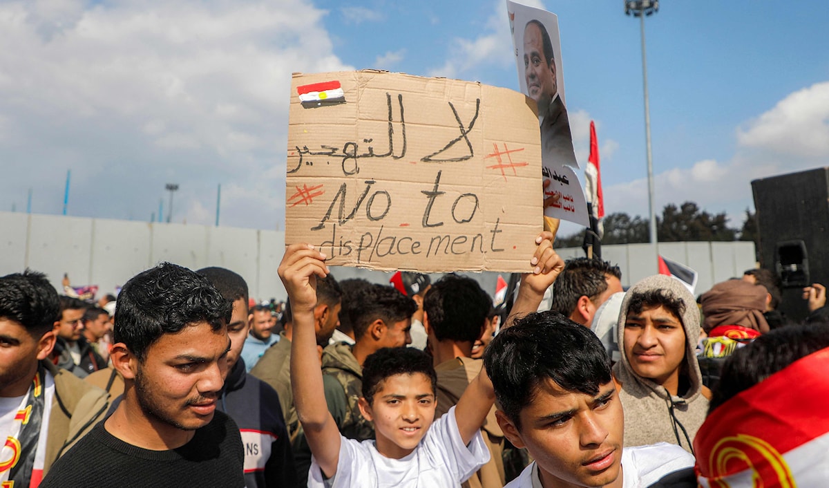 بدأ الحديث حول «عدم عودة المقاتلين المصابين الذين خرجوا من القطاع لتلقّي العلاج»، خلافاً لبنود اتفاق وقف إطلاق النار (أ ف ب)