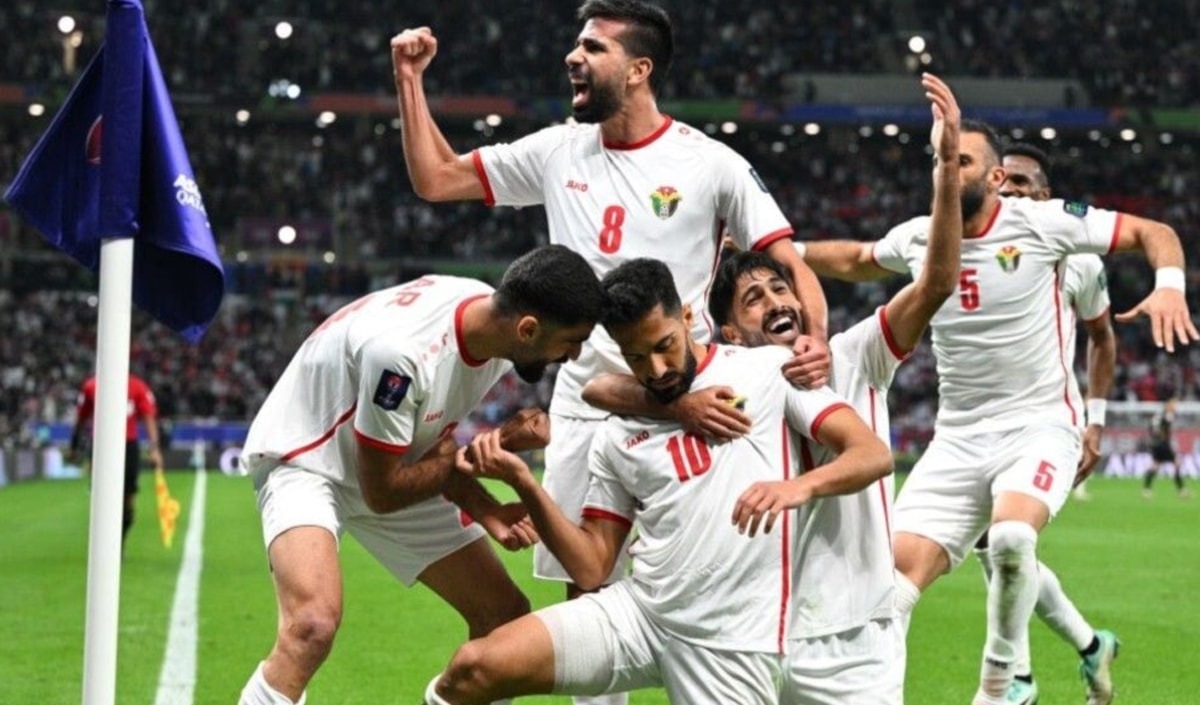 يقدم الأردن كرة قدم متطورة أخيراً