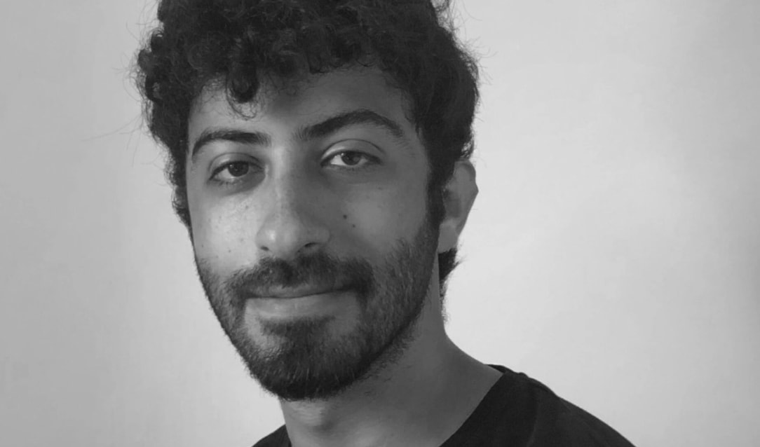«رويال» شاشة للرسوم المتحركة