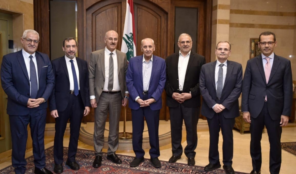 بري ووفد اللجنة الفرعية المكلفة دراسة اقتراح قانون إنشاء نظام  التغطية الصحية الشاملة الإلزامي (رئاسة مجلس النواب)
