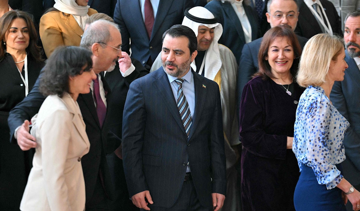 اعتبر الشيباني أن حكومة بلاده هي «الضامن الوحيد للسلم الأهلي»، في إشارة إلى رفضها أي محاولات لتدخل دولي تحت عباءة «حماية الأقليات» (أ ف ب)