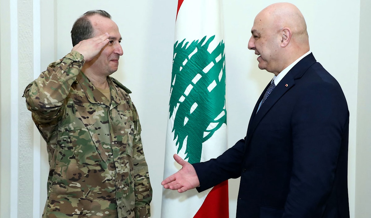 قال هيكل إن رهان العهد الجديد على صمودنا واستمرارنا ونجاحنا في توفير الأمن والاستقرار (أ ف ب)