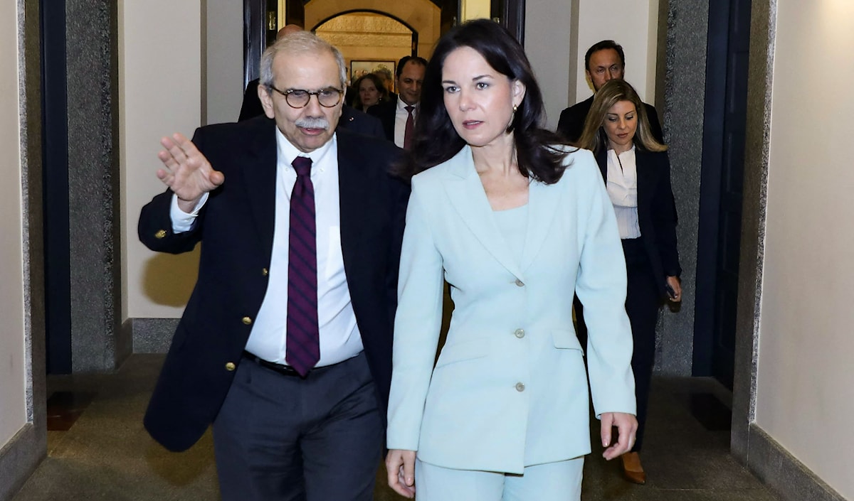 الرئيس سلام مستقبلاً وزيرة الخارجية الألمانية أمس (أ ف ب)