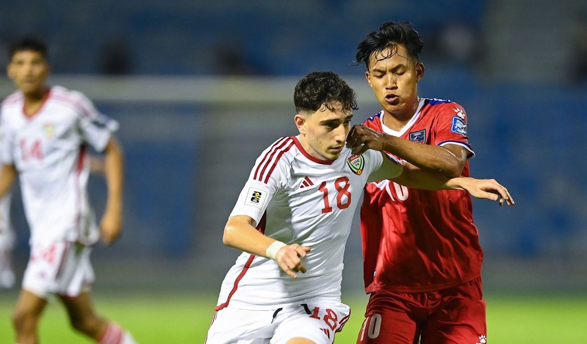 جنّس منتخب الامارات 12 لاعباً